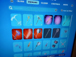 HUGE FORTNITE ACCOUNT OVER 850 ITEMS!!
