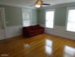 Luxury unit - 3 Bed, 2 Bath * Central AC + Off-street parking !!