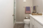 ~ Just Renovated Open 2Bed/2Bath Apt in Glenview! 20min from O'Hare!