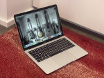 MacBook Air 13" – 256 GB SSD - Works Great
