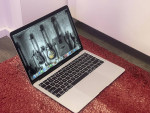 MacBook Air 13" – 256 GB SSD - Works Great