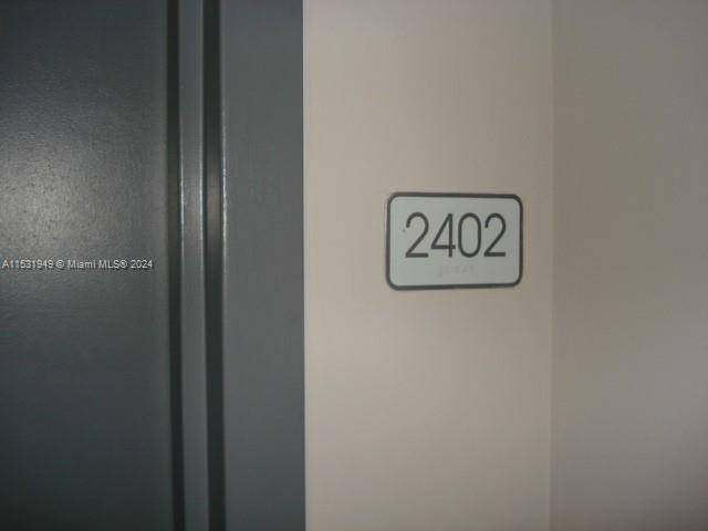BRICKELL ON THE RIVER S T BRICKELL: 2/2  Best Deal On This Unit  Wonderful Ph Co