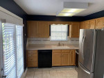 ********NICE 3 BED/2BATH APARTMENT FOR RENT********
