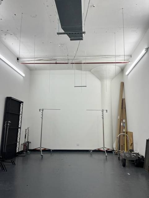 $600 / 120 ft2 COMPLETELY PRIVATE STUDIOS FOR LEASE