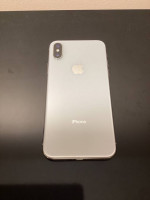 5.8”Apple iPhone X 64 GB - GSM - Unlocked- Silver -
