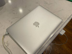 2017 MacBook Air - 13", brand new battery, excellent cond.