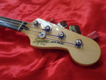 2017 Squier Vintage Modified Fretless Jazz Bass Guitar Sunburst.