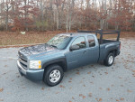 2009 Chevrolet Silverado 1500 LT 4WD in good condition with low mileage and a clean interior, ready for work.