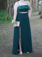 Formal Dress - Emerald Green, Size Medium