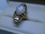 Classic 14k gold pearl and diamond ring