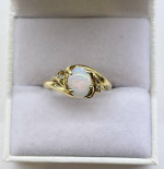 10KT Yellow Gold Opal Ring