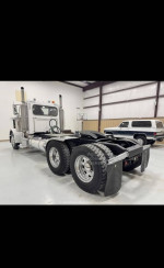 Peterbilt 379