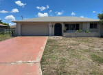 Cozy 3bed 2bath available in Cape Coral, FL