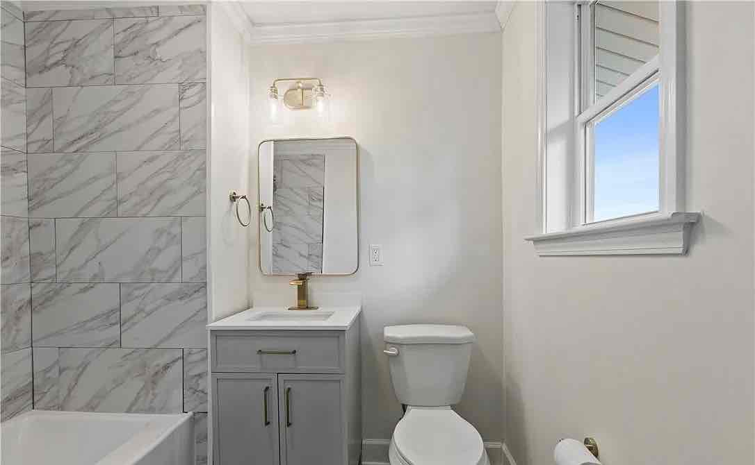 2 bedrooms 1bath