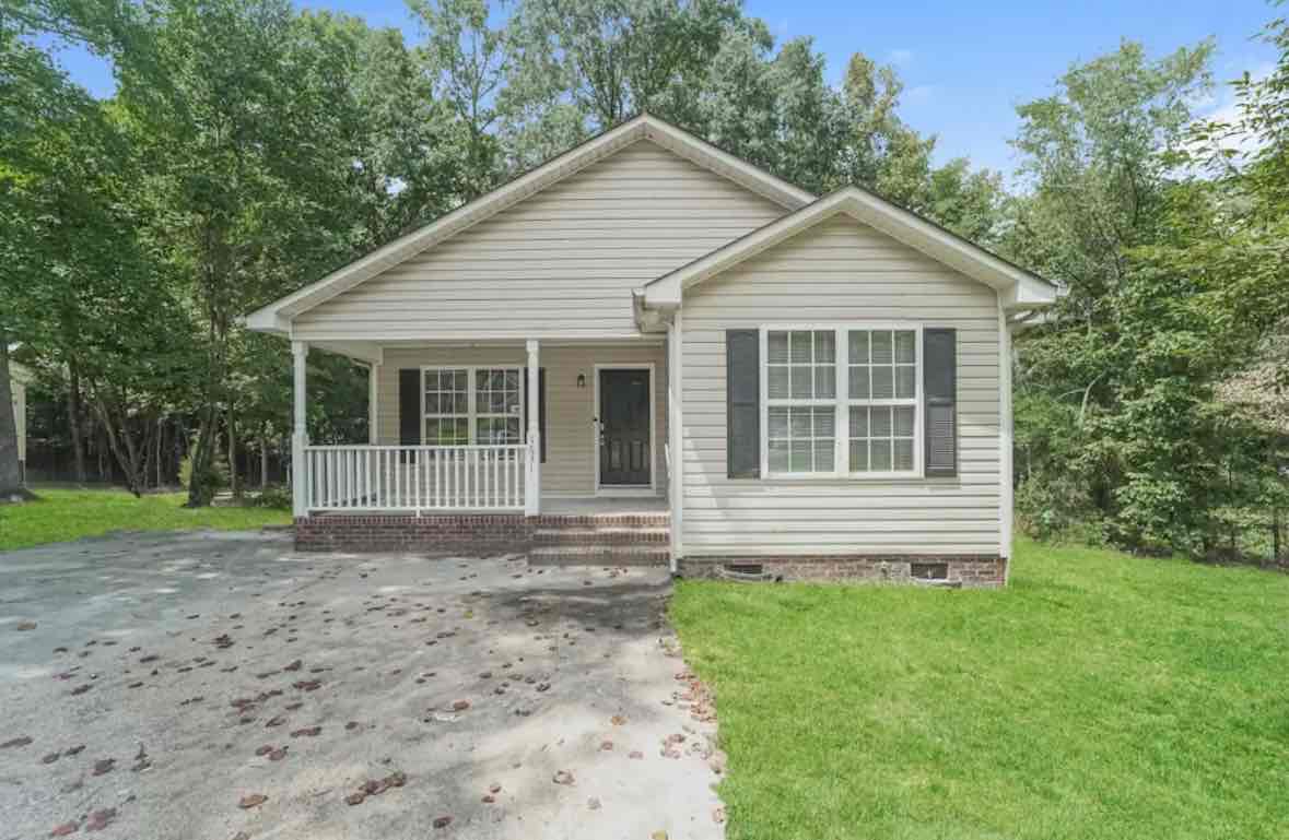3bed 2bath Available for immediate move in