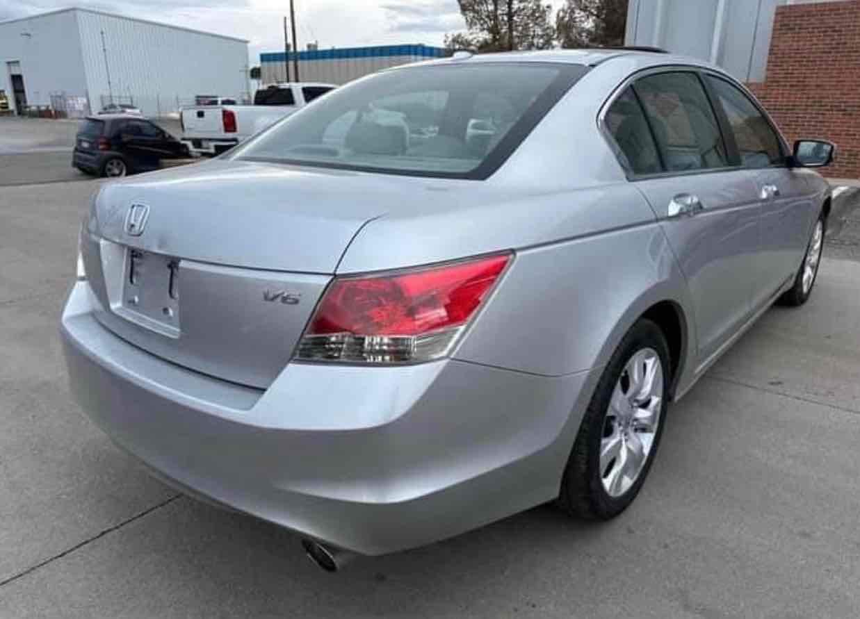 2012 Honda Accord EX-L V-6 150,000 mi