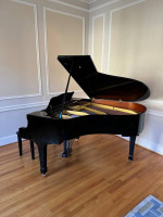 Yamaha G2 Grand Piano