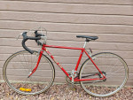 Classic Trek 450 Road Racing Bike - 5'-5'4 Riders