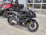 New 2023 Black Yamaha YZF-R7 Cycle : FREE WINTER STORAGE