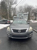 2015 Nissan Altima 126,000 mi