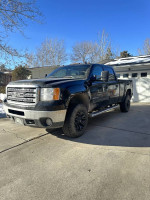 2012 GMC Sierra 2500HD Work Truck 4WD  112,000 mi