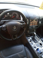 2015 Volkswagen Touareg 146,000 mi
