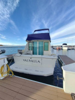 1986 Hatteras Sedan - Slip Included