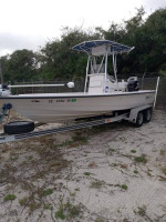 2004 Pathfinder 22 Ft Boat