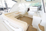 Gorgeous, low hour Sea Ray 450 Sundancer