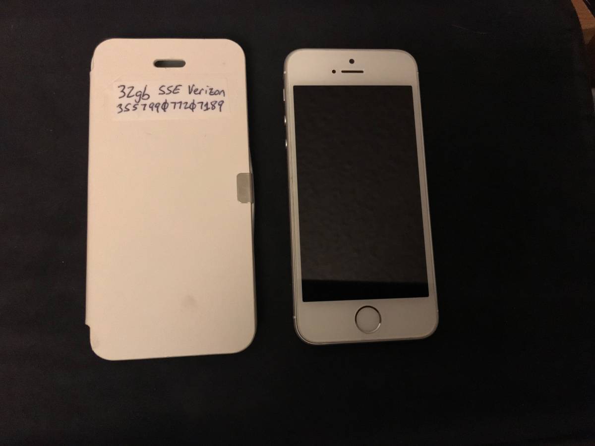 White 32gb iPhone 5SE Verizon